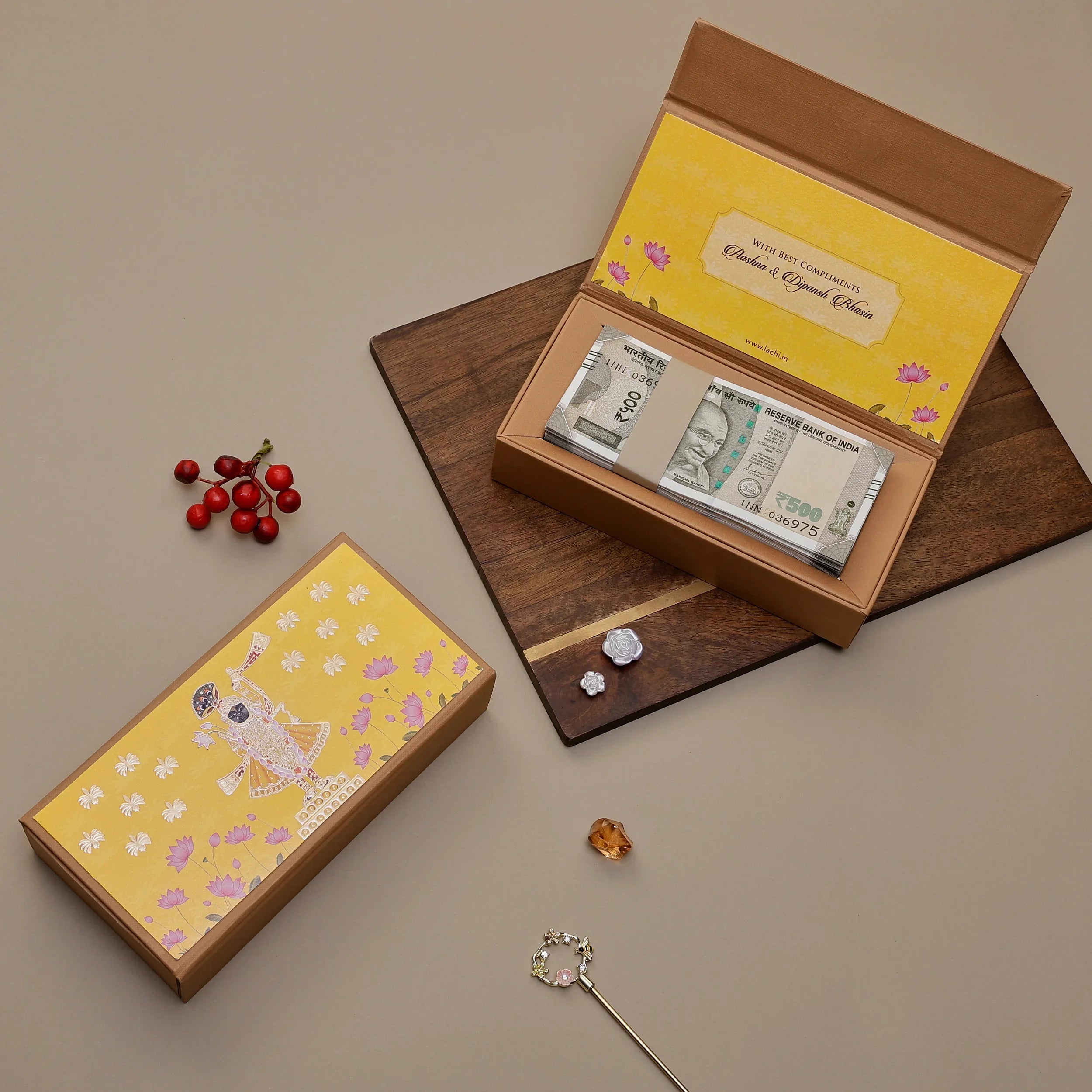 LOTUS REVERIE (YELLOW) - CASH BOX